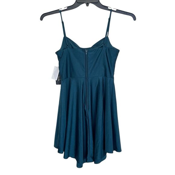 NWT CITY STUDIOS Juniors' Draped Top Green Skater Dress | 6 Juniors - Picture 5 of 11